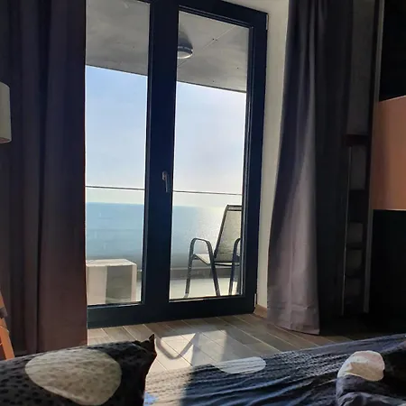 Apartamento Armonia Valurilor ,beachfront Dream *